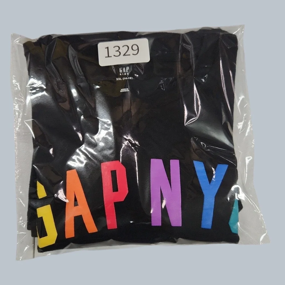 Gap Kids XXL 14-16 Black T Shirt NYC Times Square Rainbow Spellout Graphic Tee